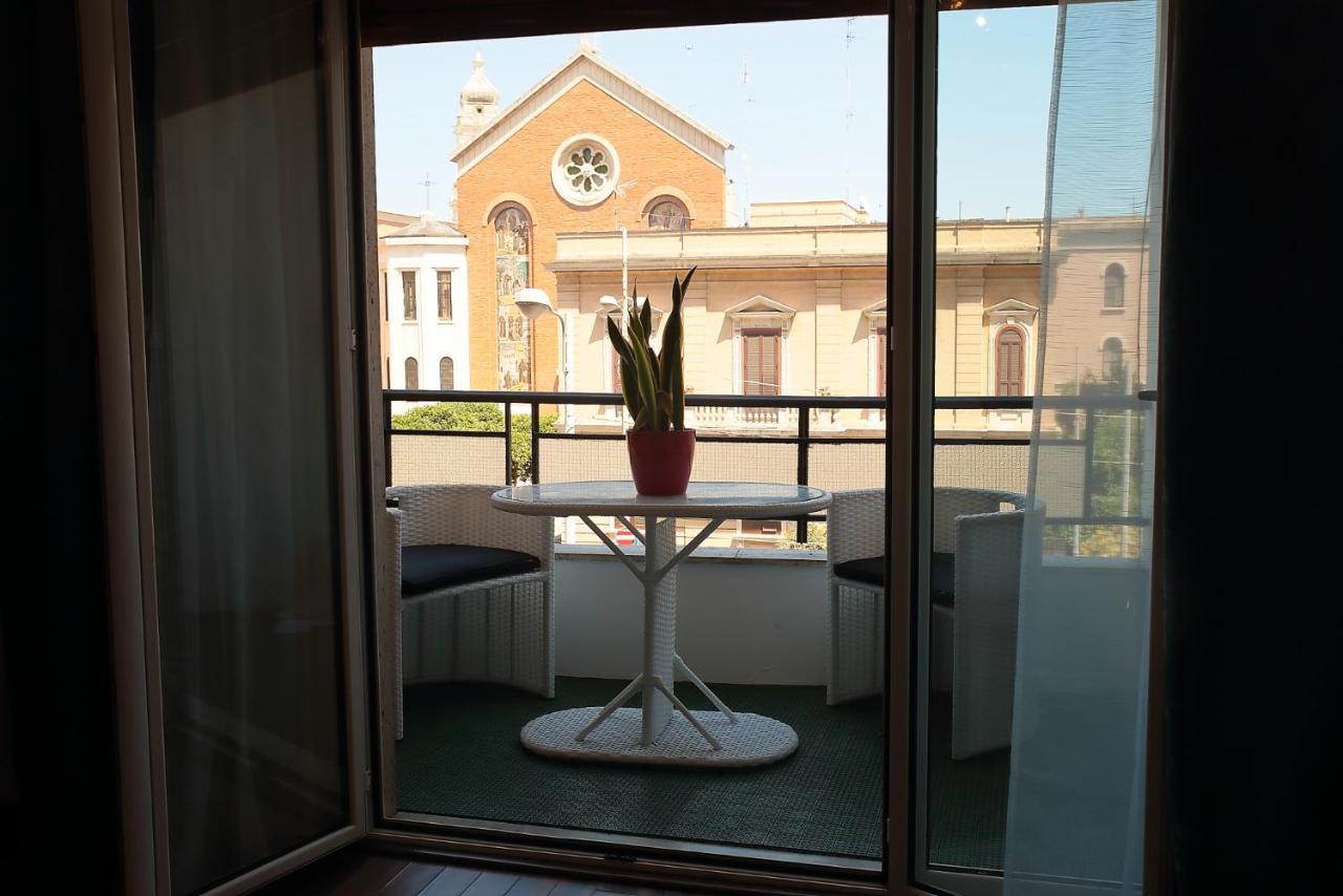 L.T. Savoia Palace & Cavour C.L. Hotel Bari Kültér fotó