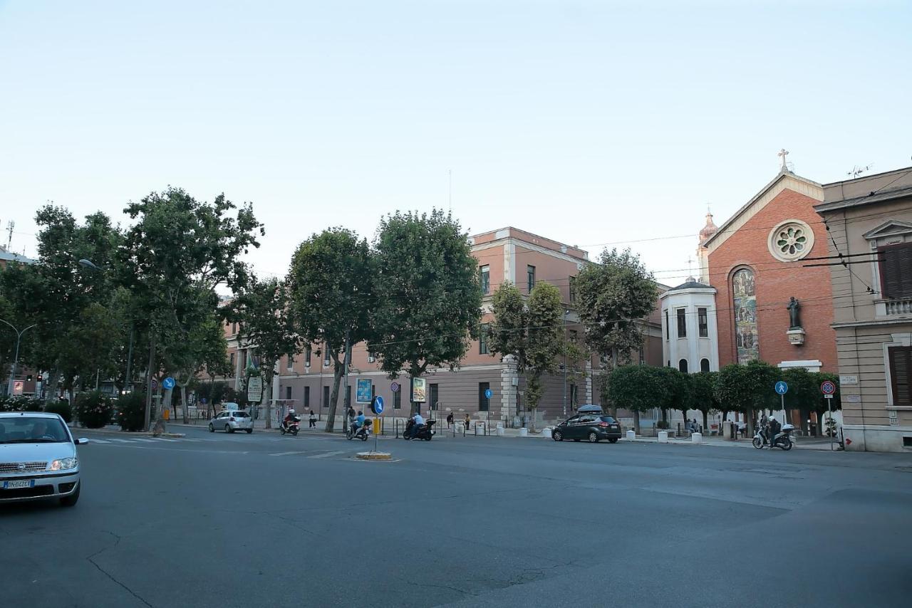 L.T. Savoia Palace & Cavour C.L. Hotel Bari Kültér fotó